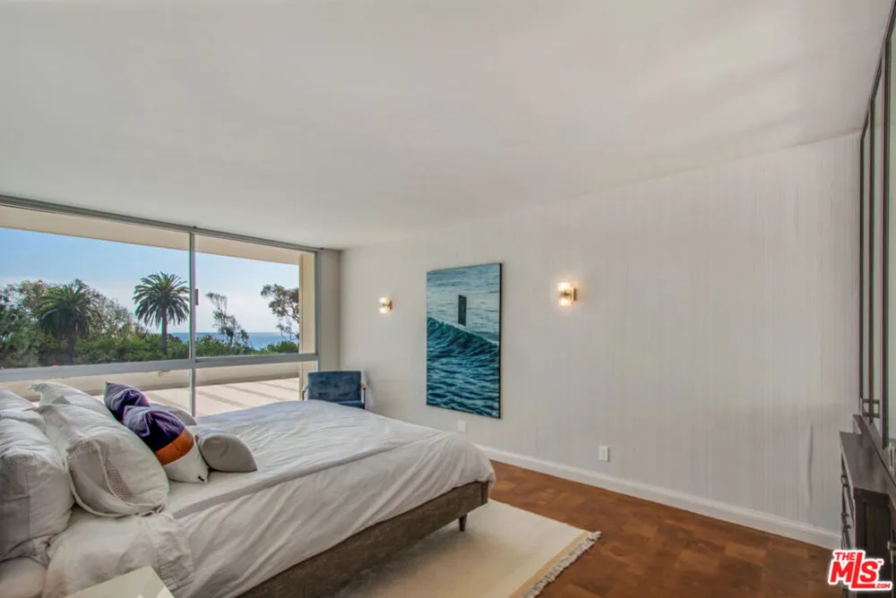 201 Ocean Avenue #301P Santa Monica, CA 90402