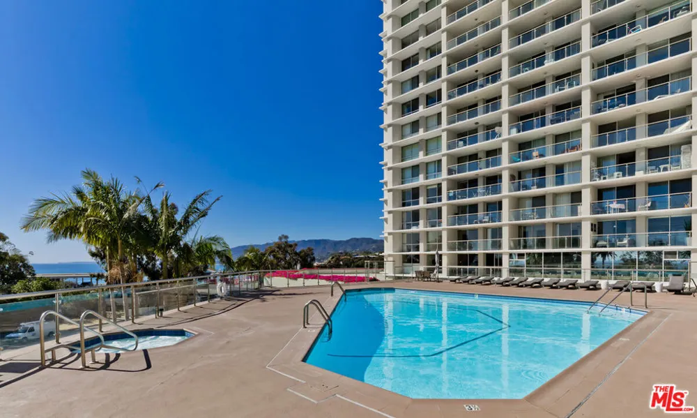 201 Ocean Avenue #301P Santa Monica, CA 90402