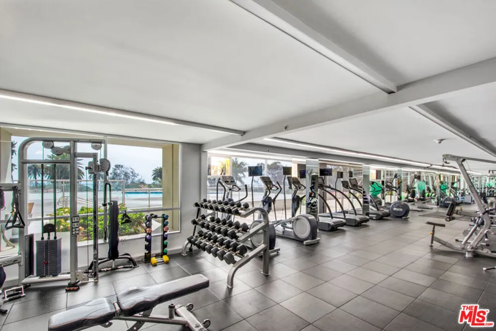 201 Ocean Avenue #301P Santa Monica, CA 90402