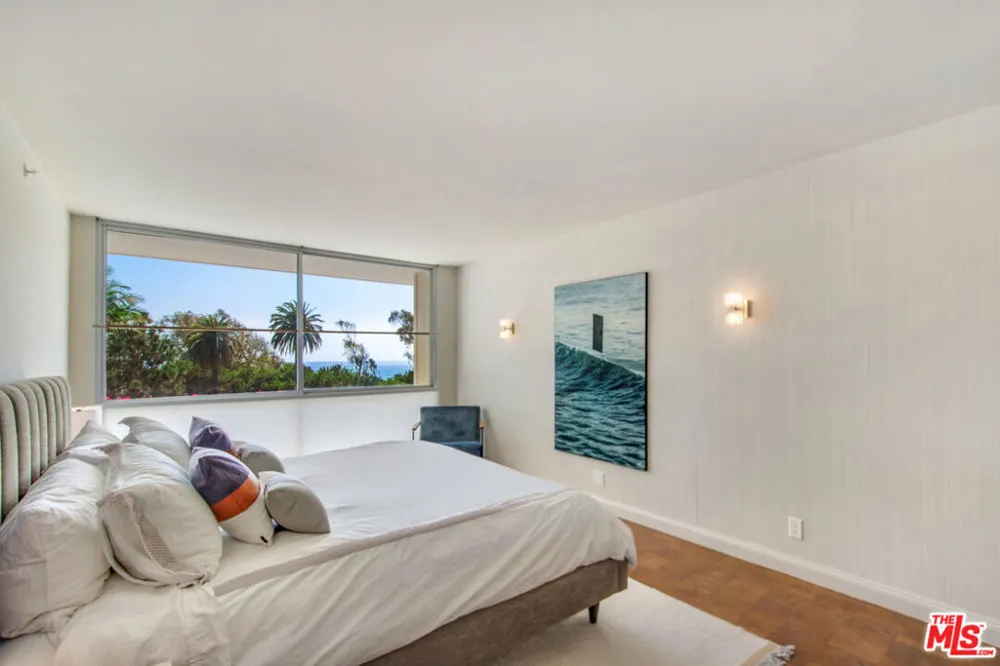201 Ocean Avenue #301P Santa Monica, CA 90402