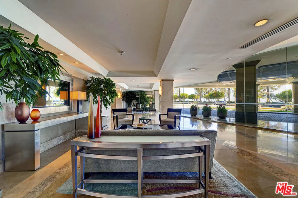 201 Ocean Avenue #301P Santa Monica, CA 90402