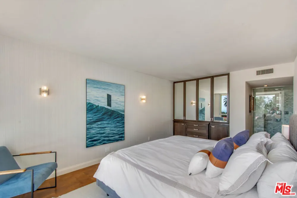 201 Ocean Avenue #301P Santa Monica, CA 90402
