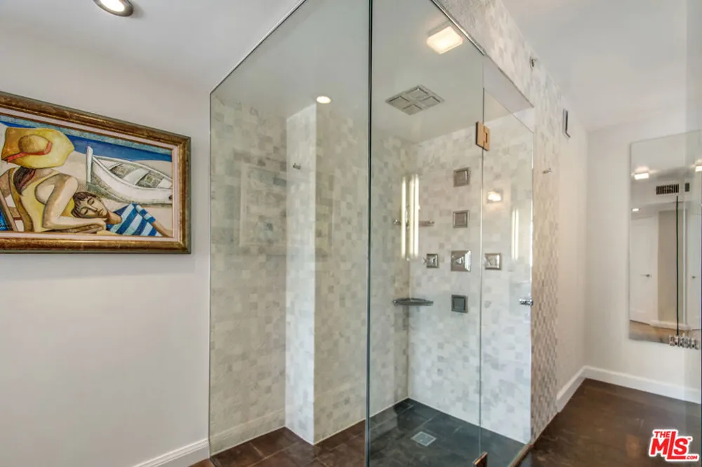 201 Ocean Avenue #301P Santa Monica, CA 90402