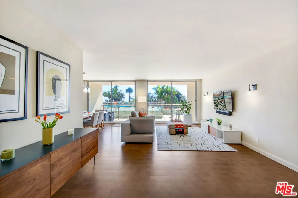 201 Ocean Avenue #301P Santa Monica, CA 90402