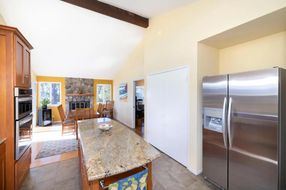 121 Bernal Avenue Moss Beach, CA 94038