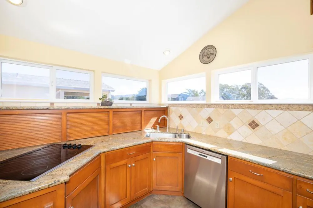 121 Bernal Avenue Moss Beach, CA 94038