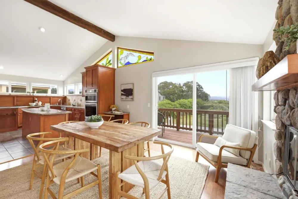121 Bernal Avenue Moss Beach, CA 94038