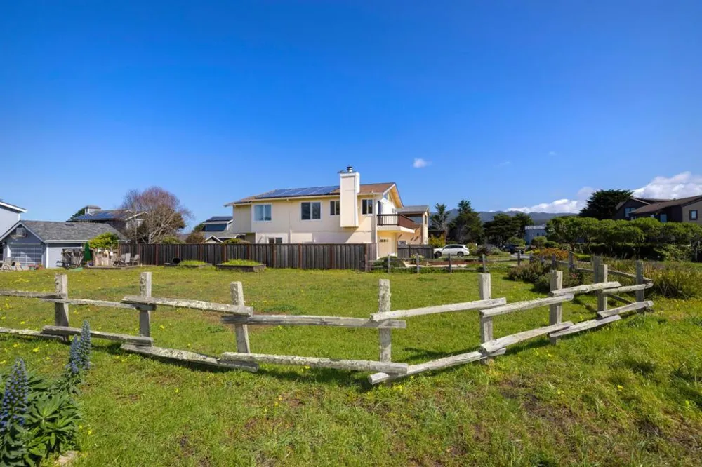 121 Bernal Avenue Moss Beach, CA 94038