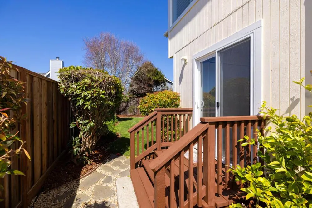 121 Bernal Avenue Moss Beach, CA 94038