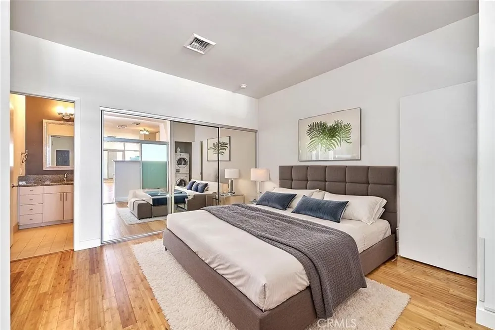 3810 Wilshire #1904 Los Angeles, CA 90010