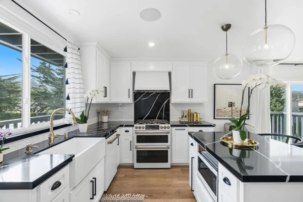 37 La Playa Street #37 Monterey, CA 93940