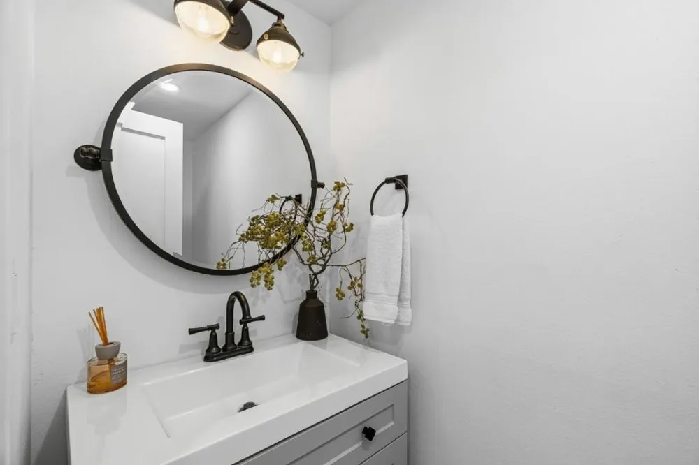 37 La Playa Street #37 Monterey, CA 93940