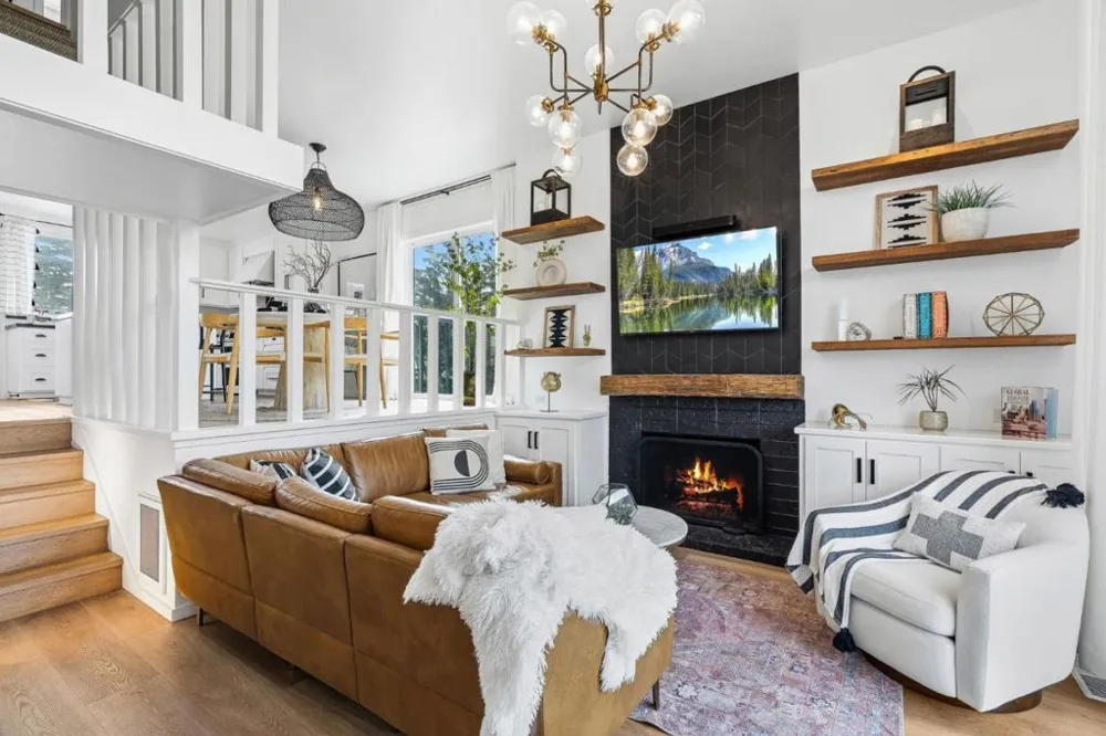 37 La Playa Street #37 Monterey, CA 93940