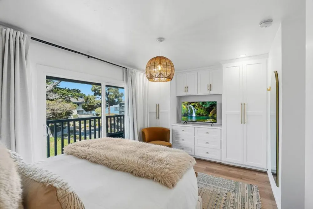 37 La Playa Street #37 Monterey, CA 93940