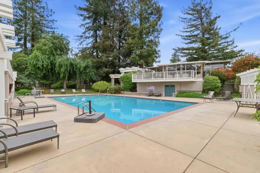 500 W Middlefield Road #41 Mountain View, CA 94043