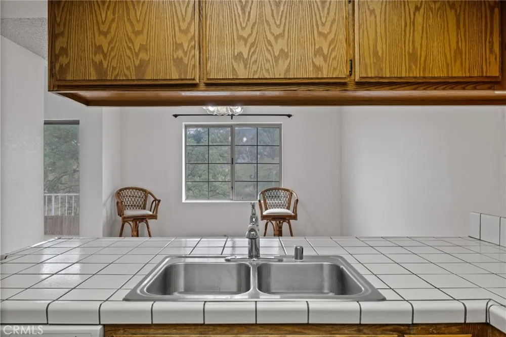18520 Glenview Court Tehachapi, CA 93561