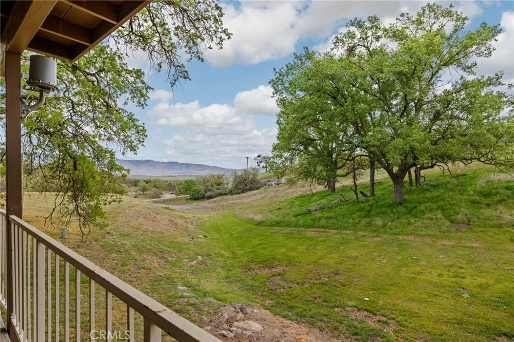 18520 Glenview Court Tehachapi, CA 93561