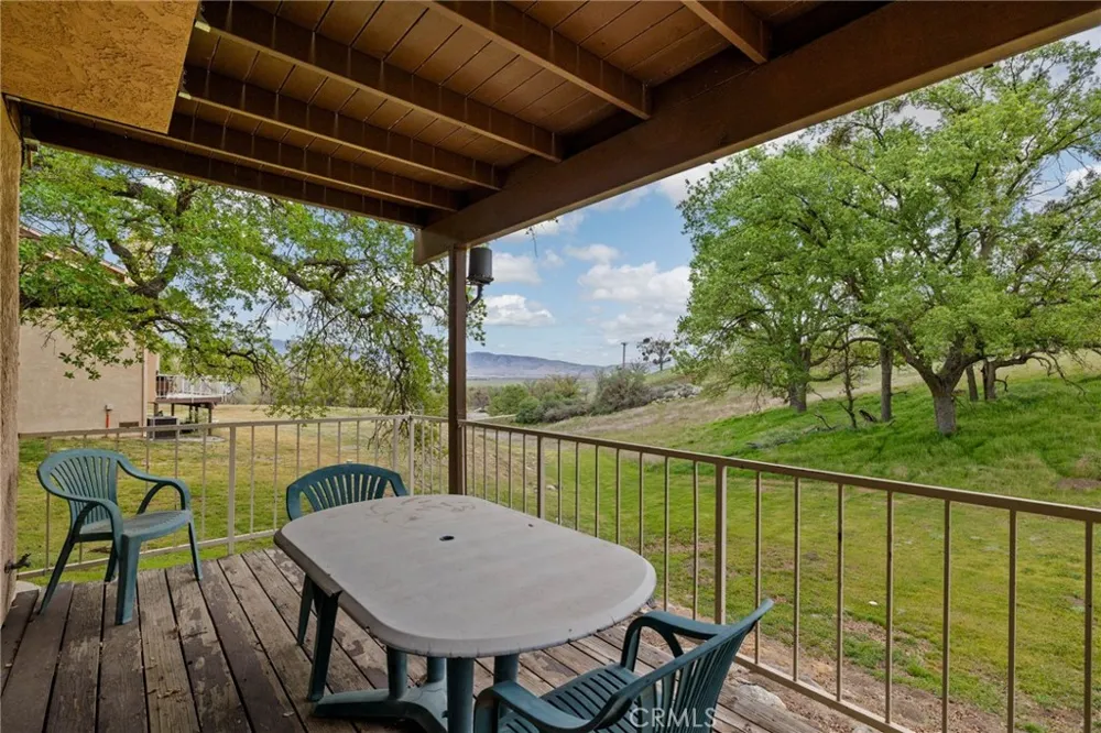18520 Glenview Court Tehachapi, CA 93561