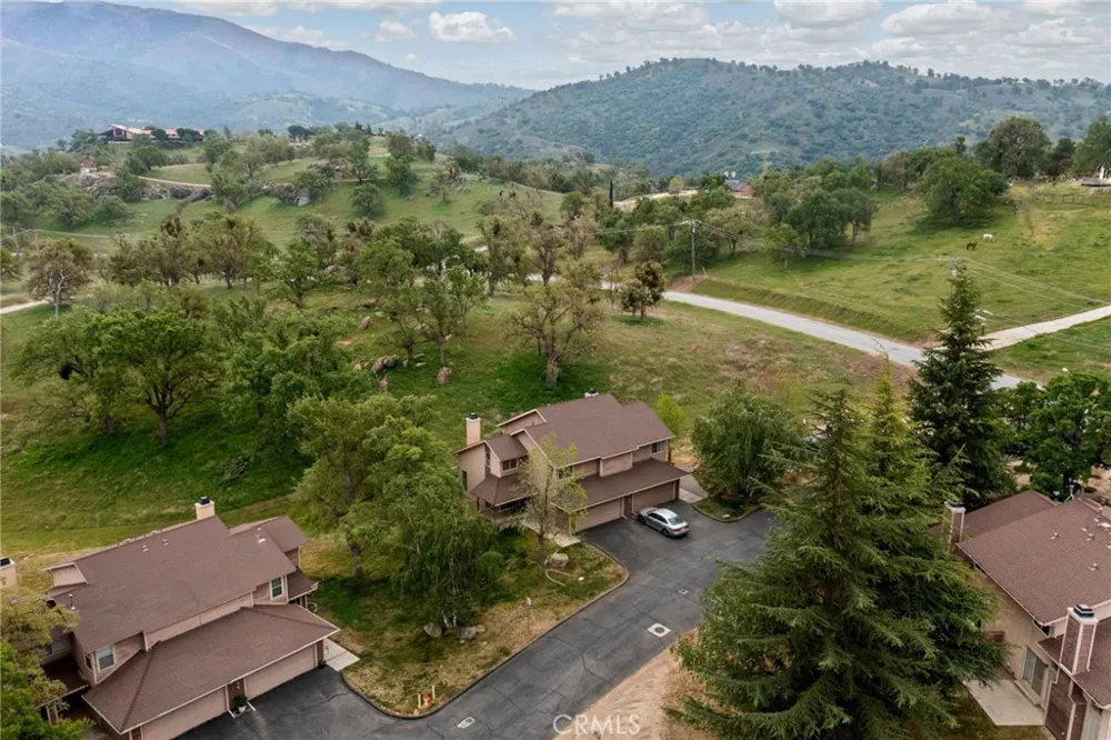 18520 Glenview Court Tehachapi, CA 93561