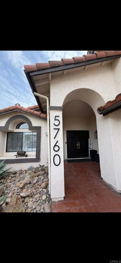 5760 Casa Grande Way Bonita, CA 91902