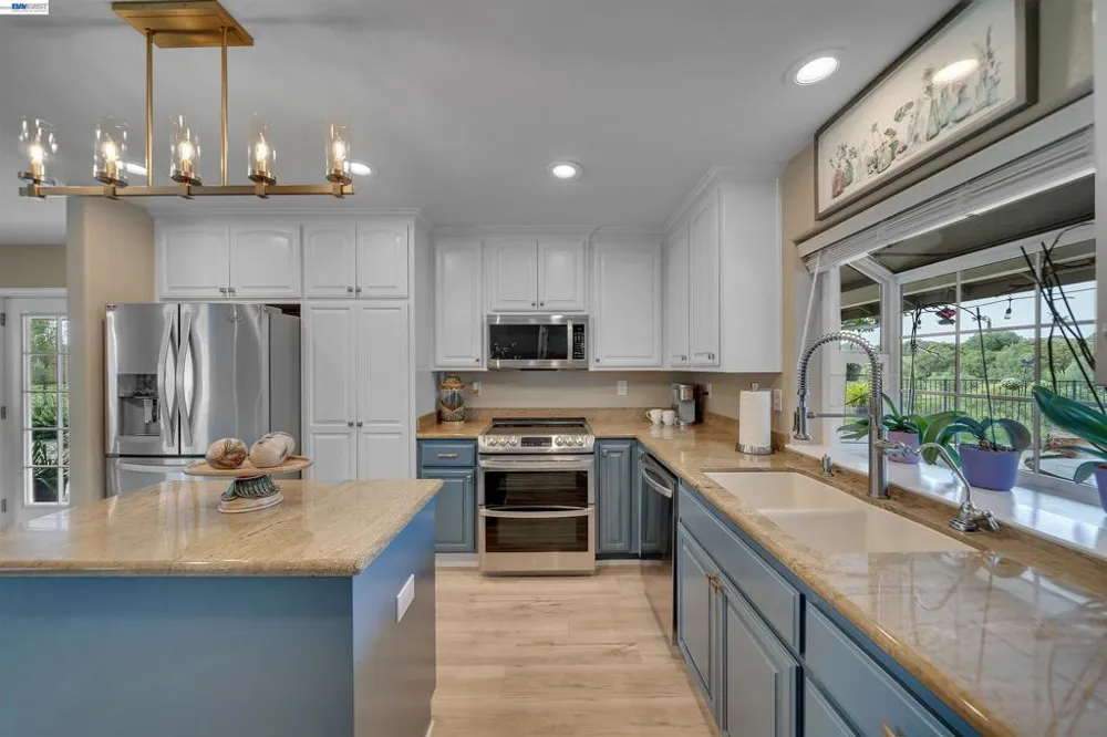 2767 Canoe St Copperopolis, CA 95228