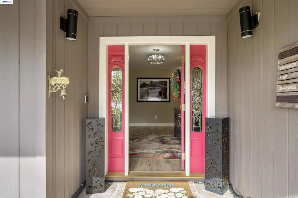 2767 Canoe St Copperopolis, CA 95228
