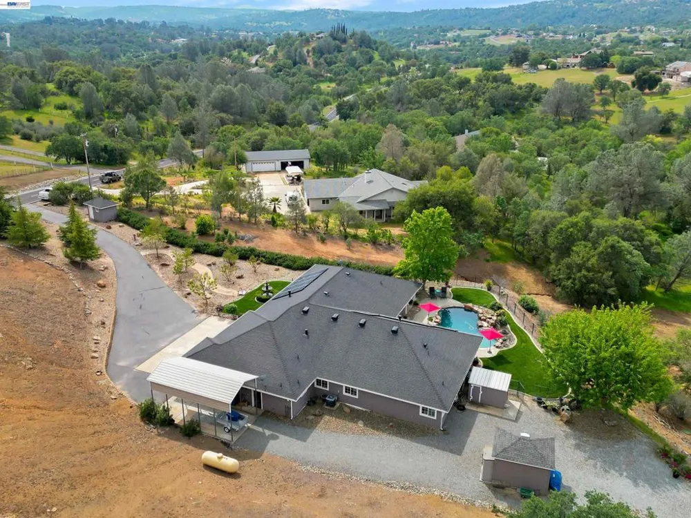 2767 Canoe St Copperopolis, CA 95228