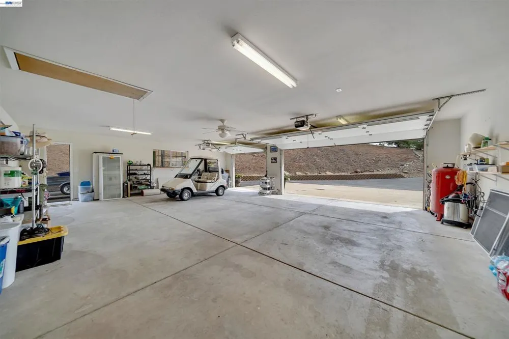 2767 Canoe St Copperopolis, CA 95228