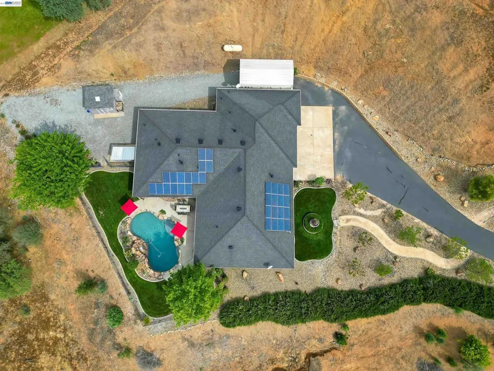 2767 Canoe St Copperopolis, CA 95228