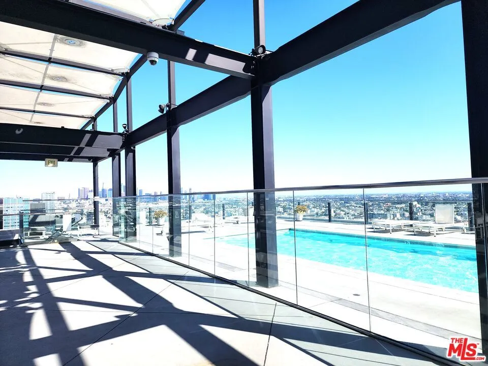 3810 Wilshire Boulevard #1706 Los Angeles, CA 90010