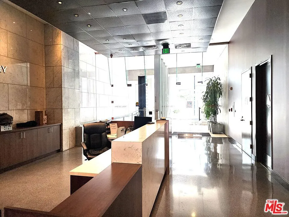 3810 Wilshire Boulevard #1706 Los Angeles, CA 90010