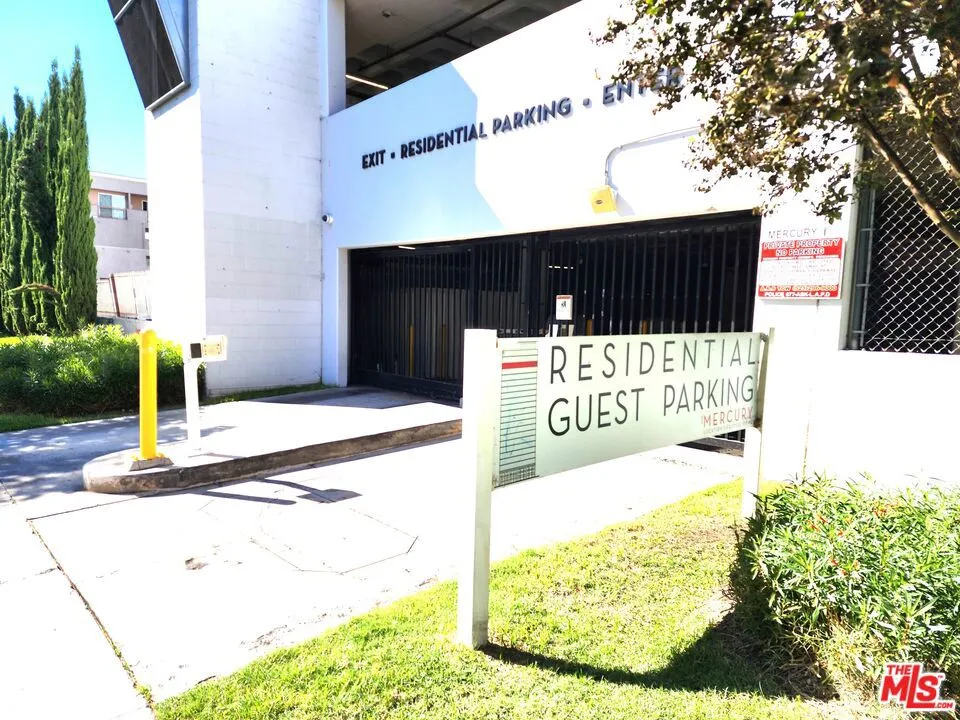 3810 Wilshire Boulevard #1706 Los Angeles, CA 90010