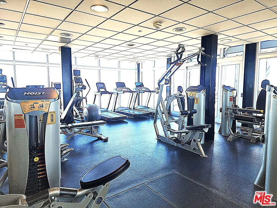 3810 Wilshire Boulevard #1706 Los Angeles, CA 90010