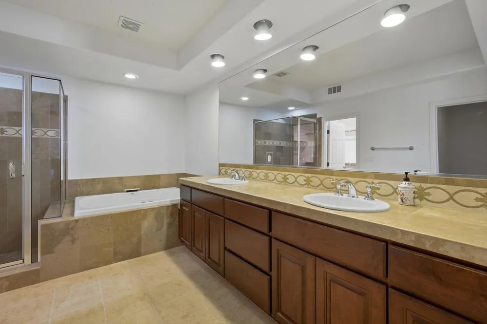 80247 Via Tesoro La Quinta, CA 92253