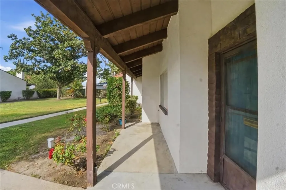 2011 W Katella Anaheim, CA 92804