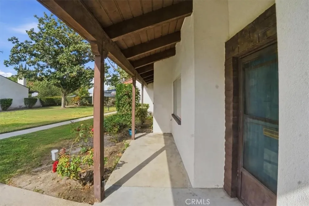 2011 W Katella Anaheim, CA 92804