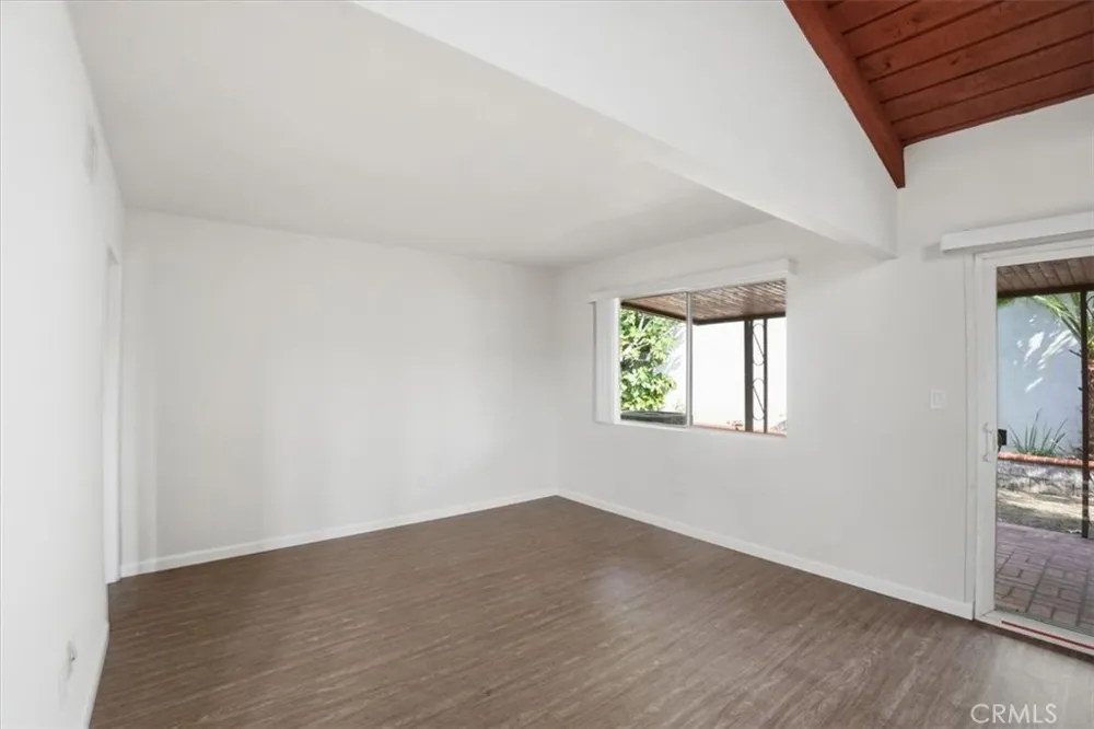 2011 W Katella Anaheim, CA 92804