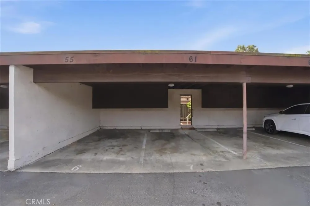 2011 W Katella Anaheim, CA 92804