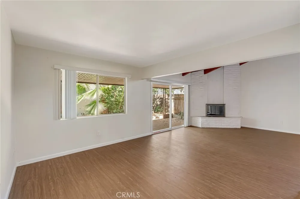 2011 W Katella Anaheim, CA 92804