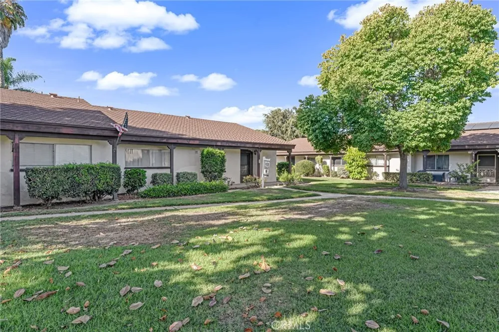2011 W Katella Anaheim, CA 92804