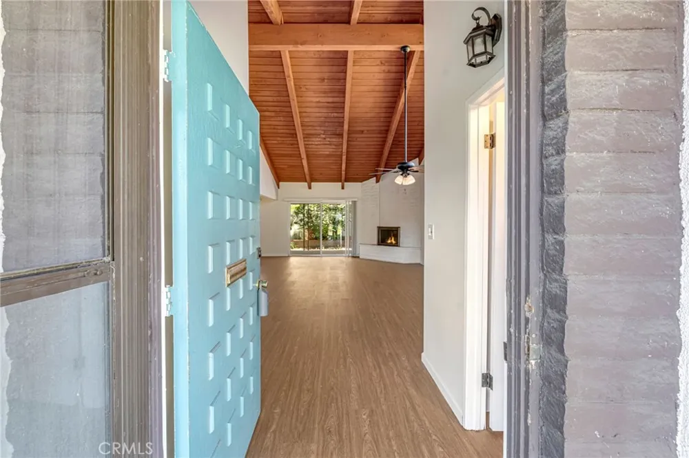 2011 W Katella Anaheim, CA 92804