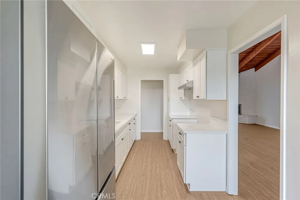 2011 W Katella Anaheim, CA 92804
