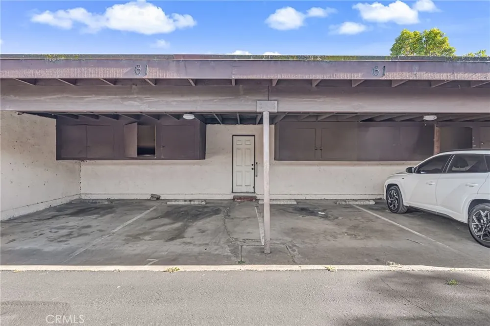2011 W Katella Anaheim, CA 92804