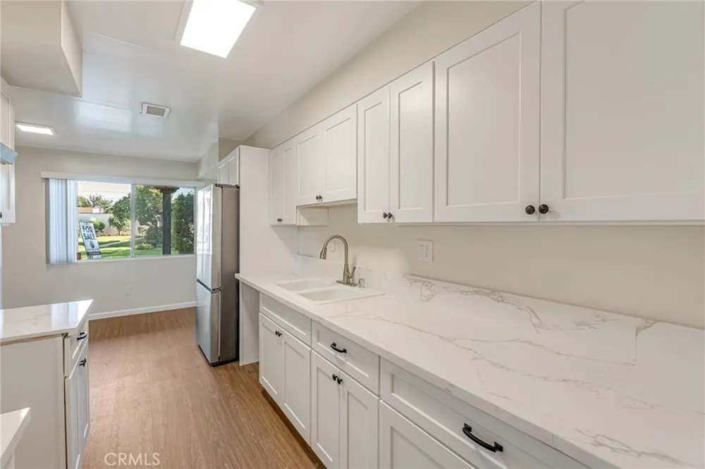 2011 W Katella Anaheim, CA 92804