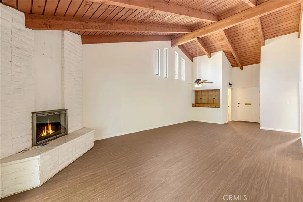 2011 W Katella Anaheim, CA 92804