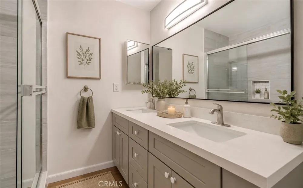 2011 W Katella Anaheim, CA 92804