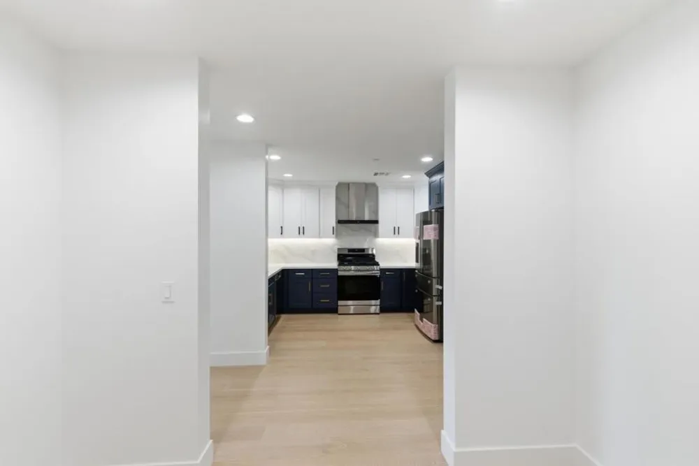 560 El Camino Real #207 San Carlos, CA 94070
