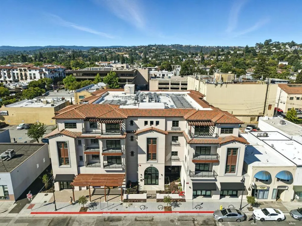560 El Camino Real #207 San Carlos, CA 94070