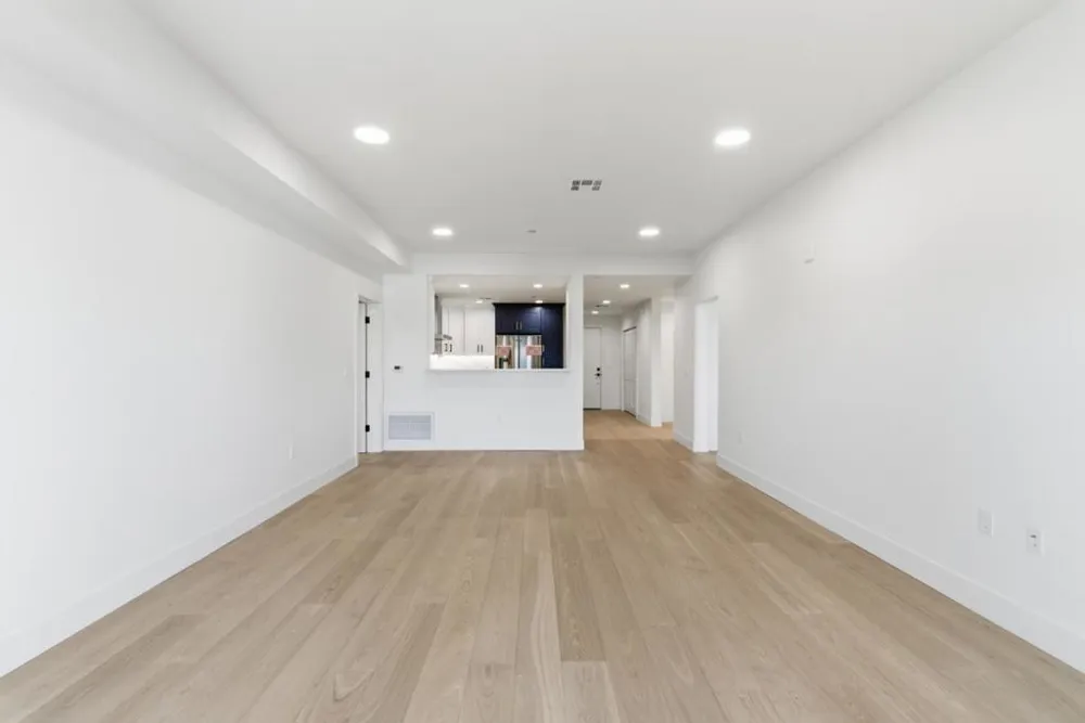 560 El Camino Real #207 San Carlos, CA 94070