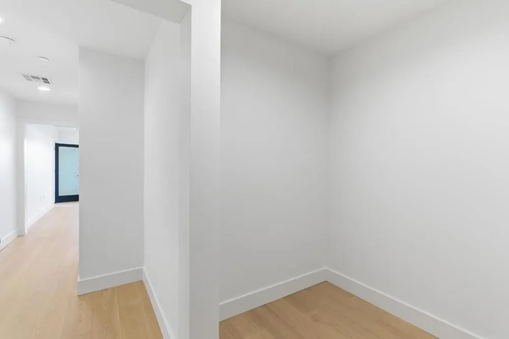 560 El Camino Real #207 San Carlos, CA 94070